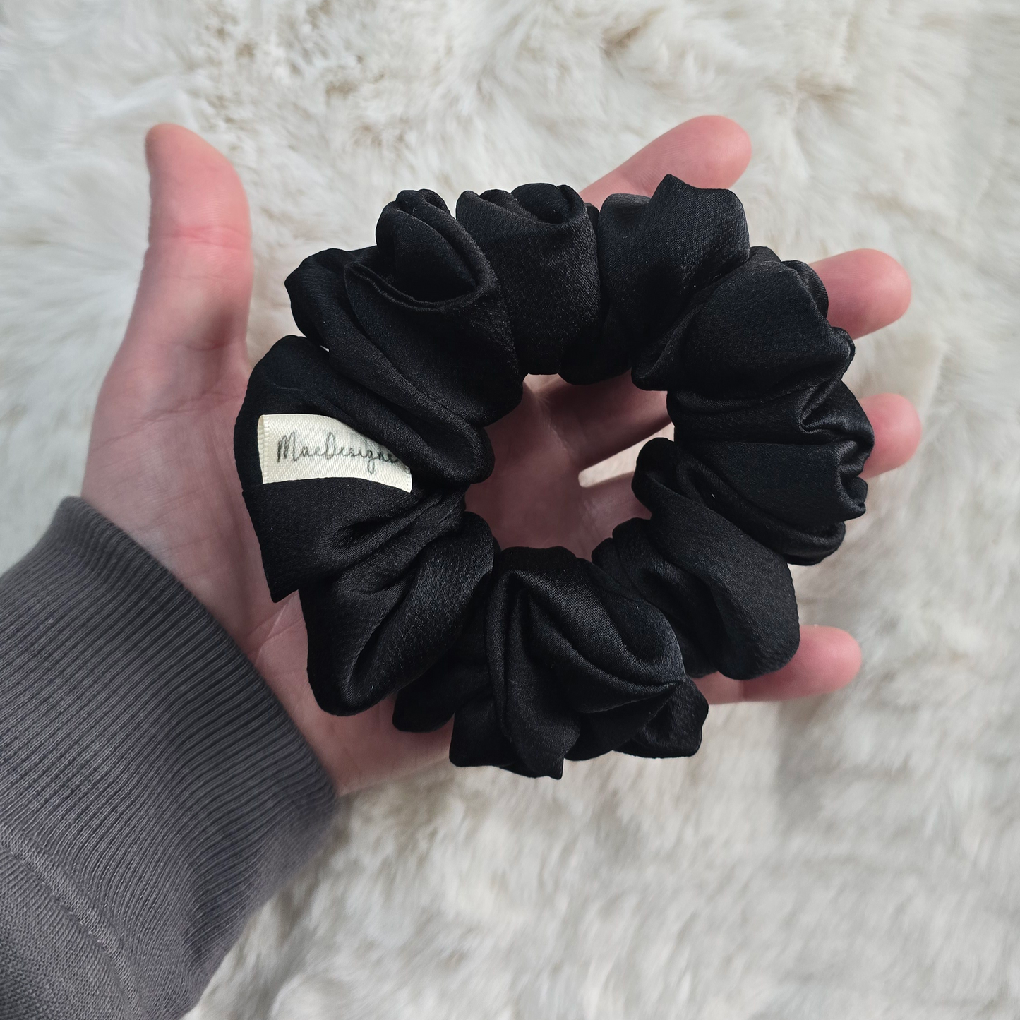 Black Bubble Satin, Original Fluffy
