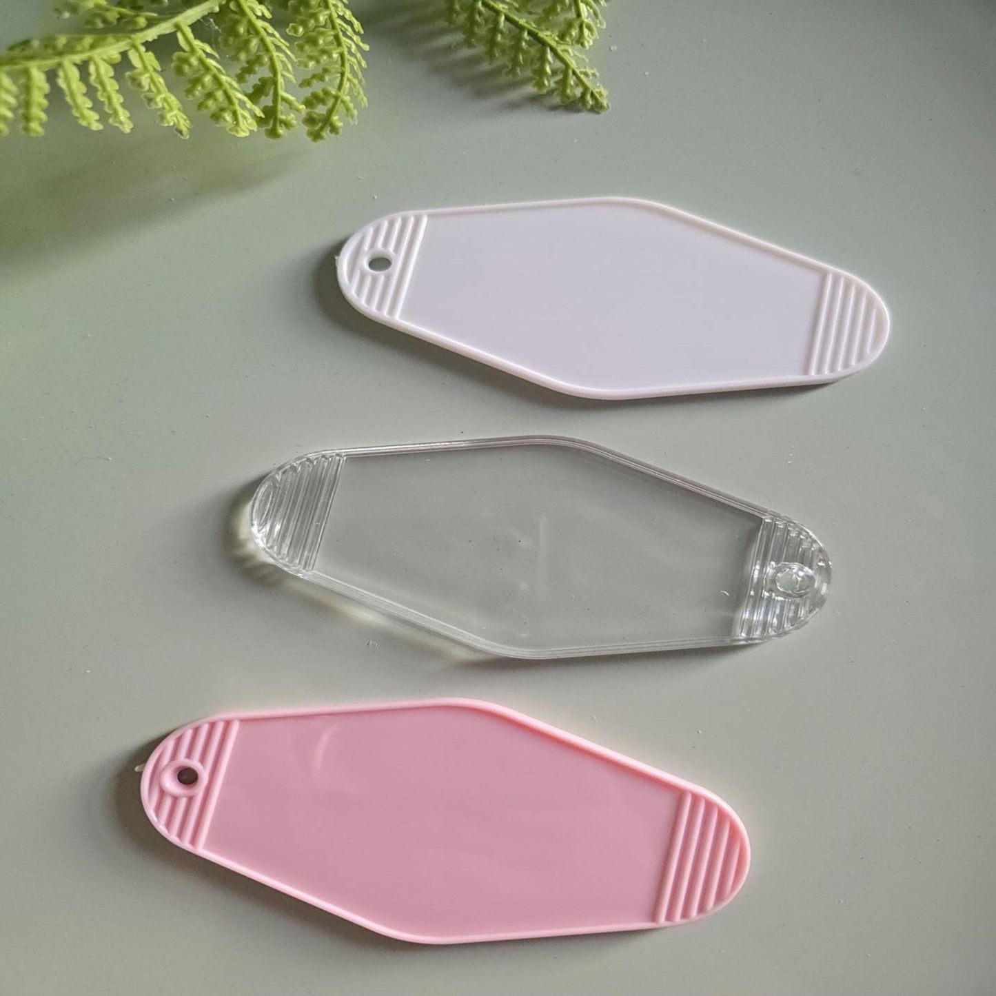 Motel Keyring - A little bit dramatic MacDesigns23