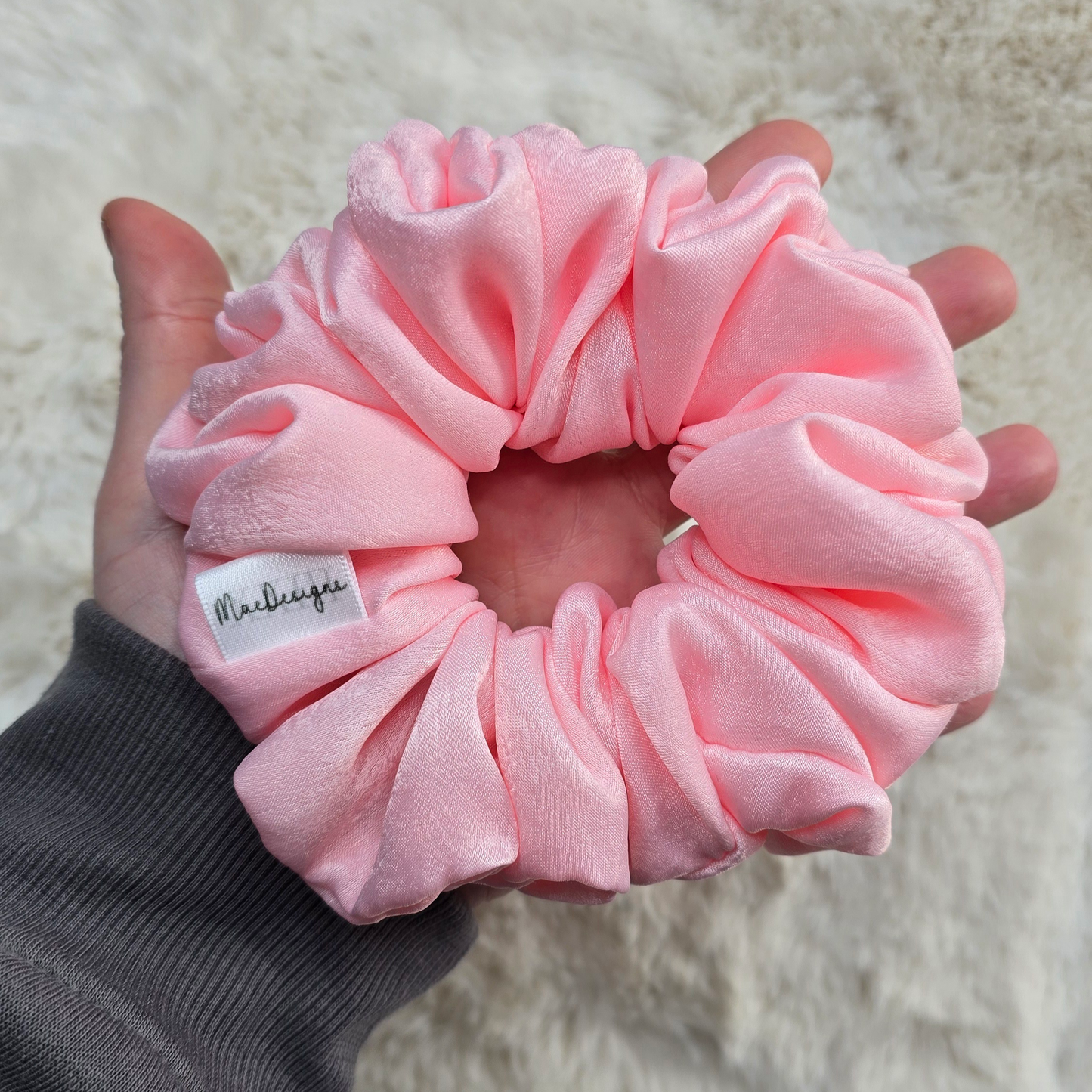 Pink velvet feel Scrunchie. Orignal Fluffy