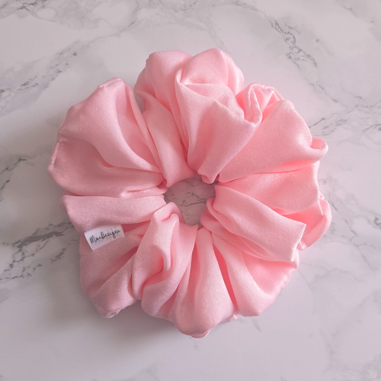 Pink velvet feel Scrunchie. XL.