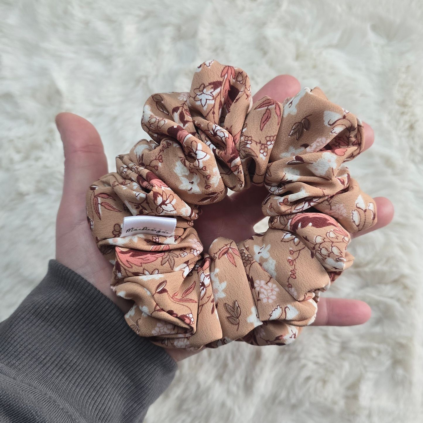 Brown floral scrunchie, Original Fluffy.