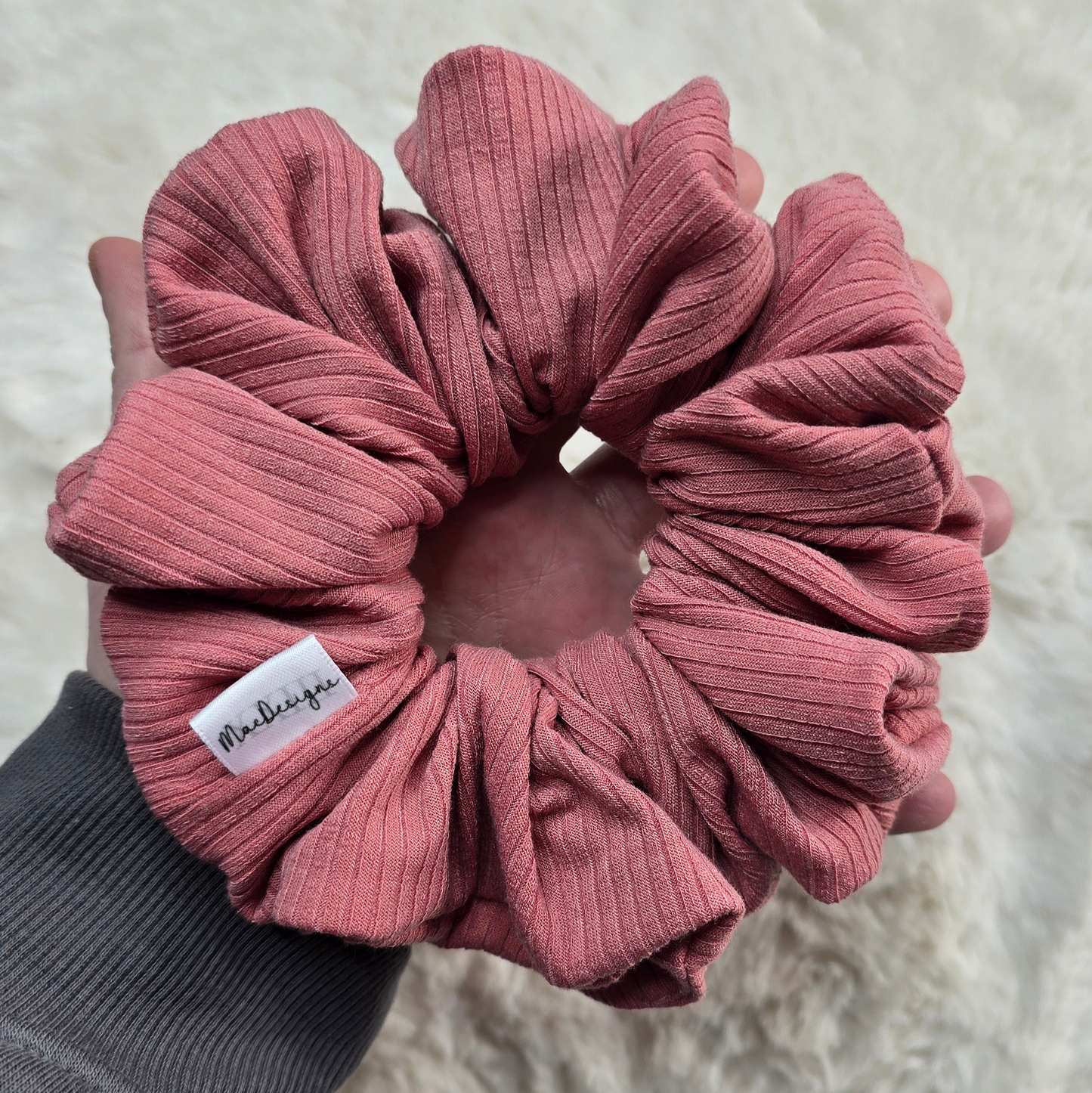 Deep pink/red wide ribbed jersey scrunchie, XL Simply beautiful.