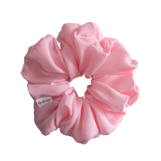 Pink velvet feel Scrunchie. XL.