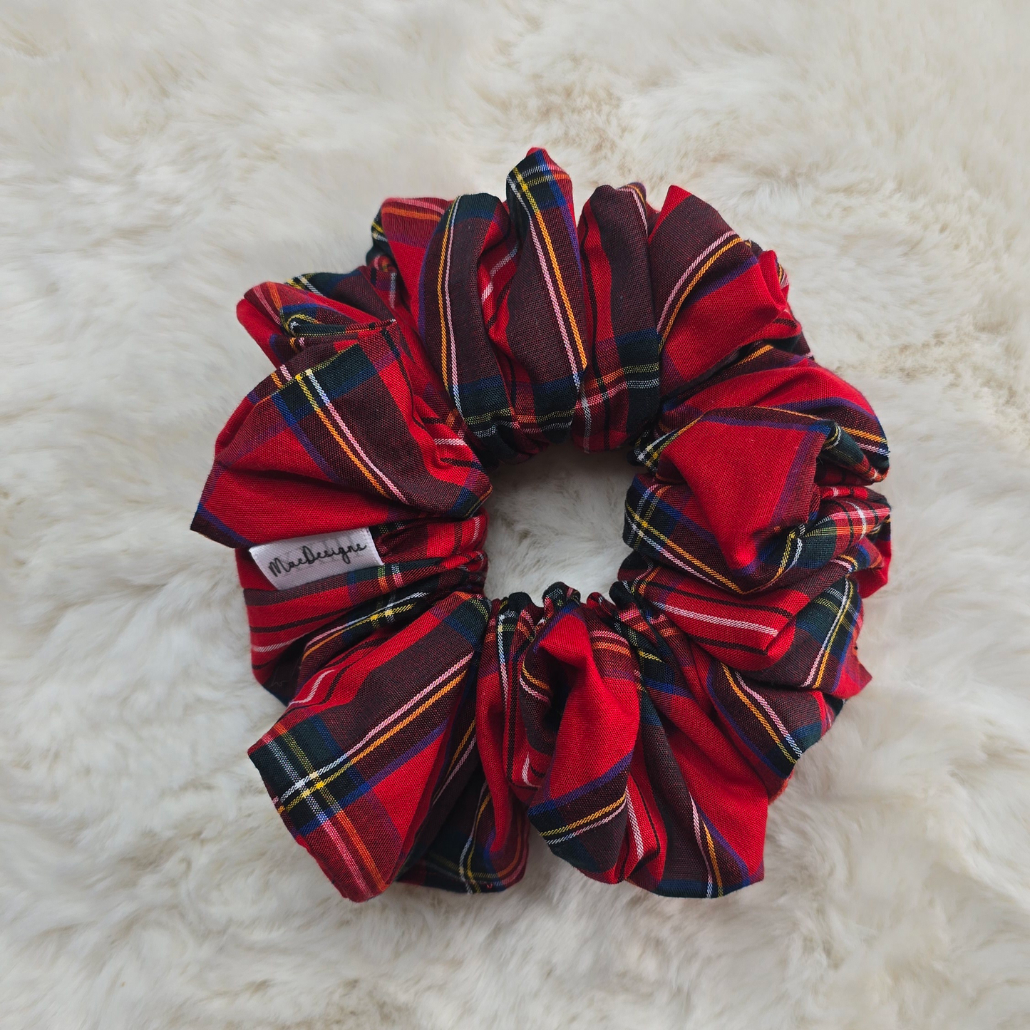 Red Tartan scrunchie, XL.
