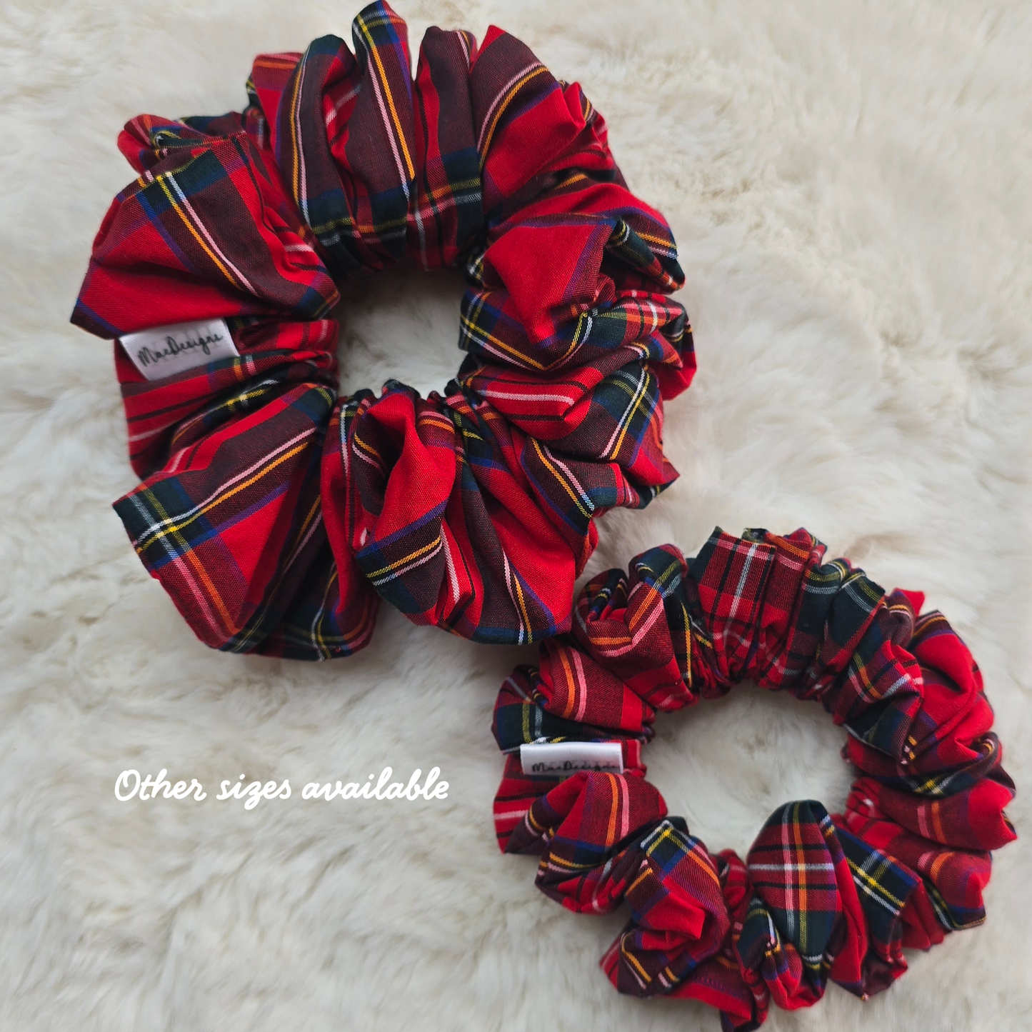 Red Tartan scrunchie, XL.